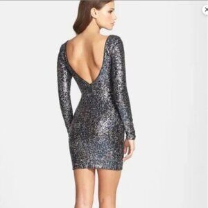 Dress‎ the Population Lola Long Sleeve Foiled Sequin Dress medium